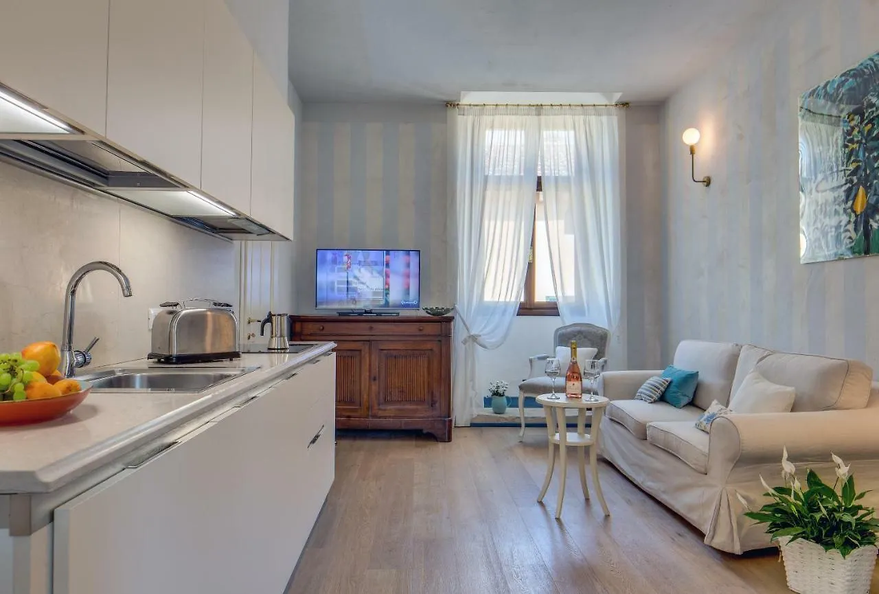 Rambaldi Apartments In Casa Nr 1  Bardolino