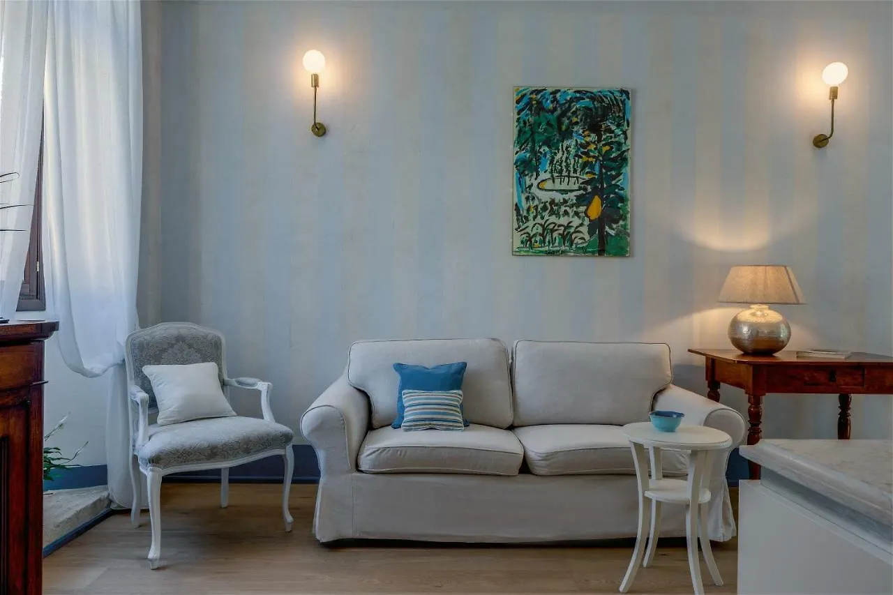 Rambaldi Apartments In Casa Nr 1 0*, Bardolino Italy